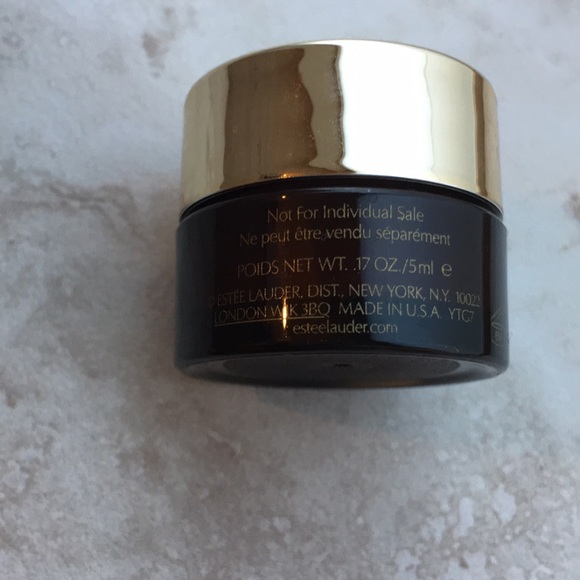 3 for $30!! EL Advanced Night Repair Eye Cream - Picture 2 of 2